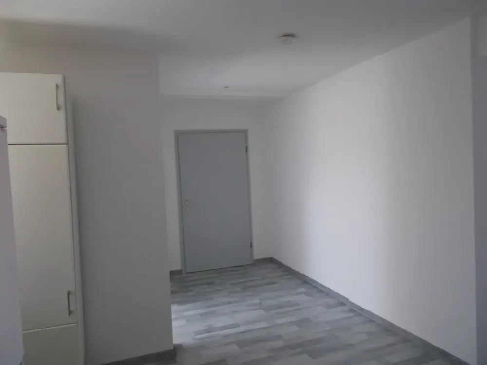 Central Location - Premium Property - 3.5 Room Kitchen Bathroom Balcony - TOP - Attic Maisonette Apartment - Fireplace/Outdoor Terrace and Much More