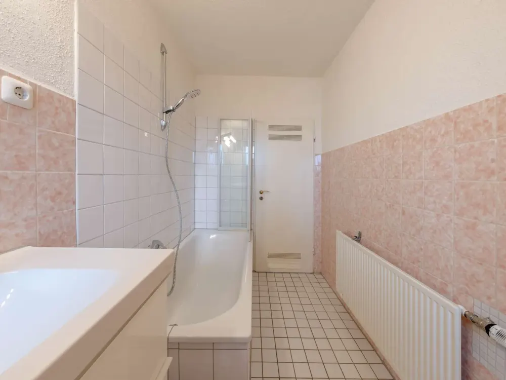 Stilvolle 2-Zimmer-Altbauwohnung im 2. Obergeschoss in Dortmund-Berghofen