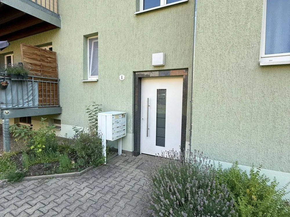 Moderne 2-Zimmer-Wohnung in Briesnitz, Dresden, Ideal für Singles und Paare