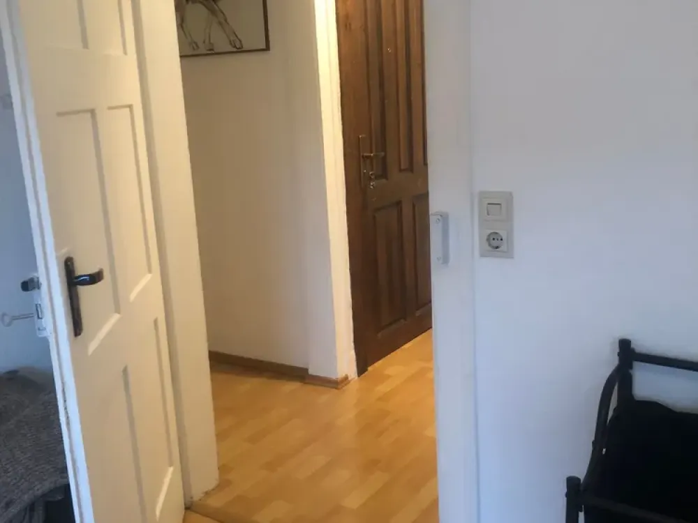 Schöne 3 Zimmer DG Wohnung