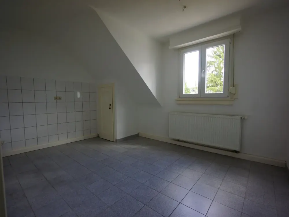 Schöne drei Zimmer Wohnung in Frankfurt am Main, Nied