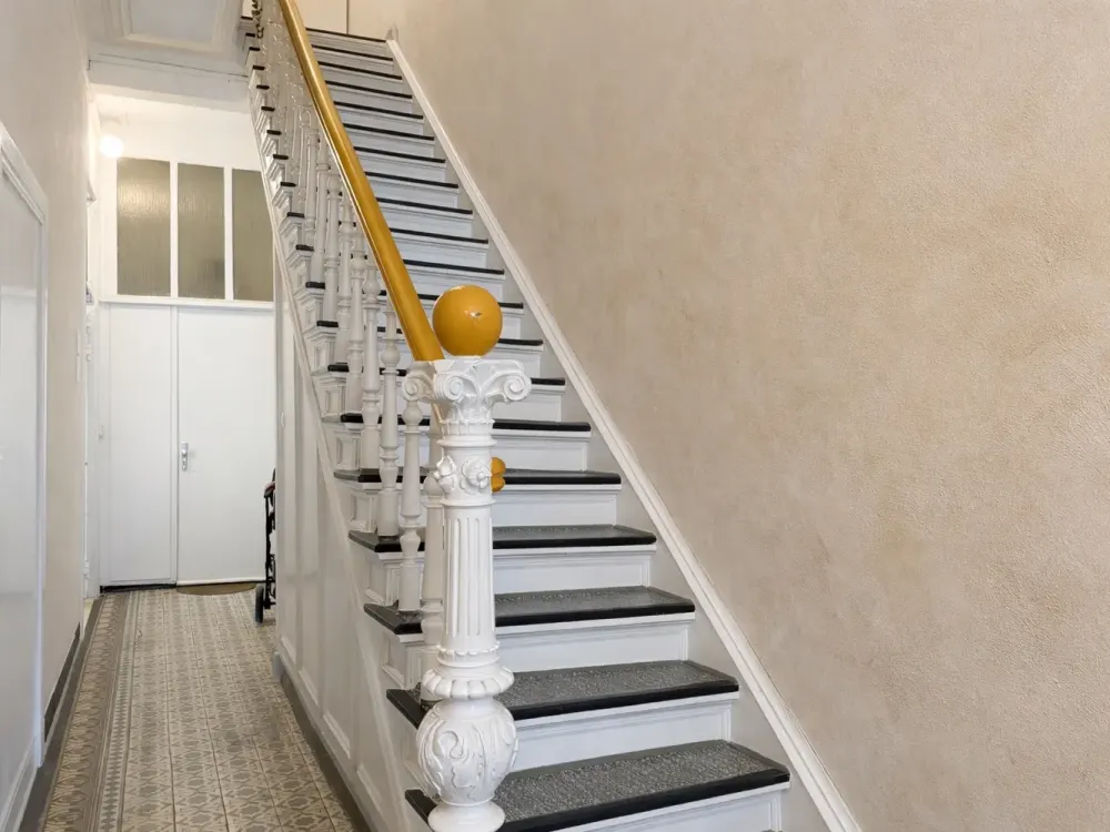 APPARTMENT IN KREFELD ZU MIETEN!