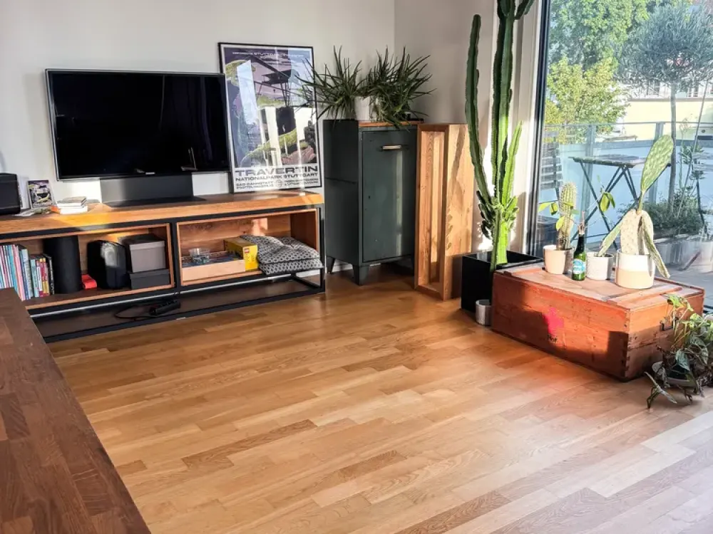 Helle 3 Zimmer Traumwohnung mit Balkon, Top Lage mit Parkaussicht