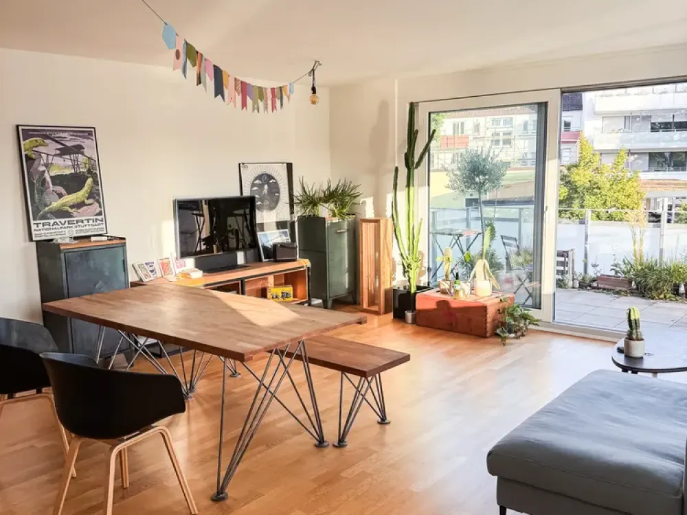Helle 3 Zimmer Traumwohnung mit Balkon, Top Lage mit Parkaussicht