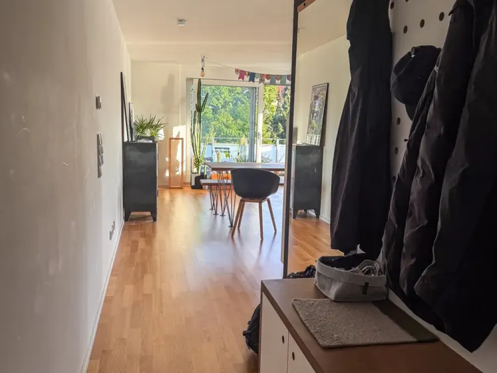 Helle 3 Zimmer Traumwohnung mit Balkon, Top Lage mit Parkaussicht