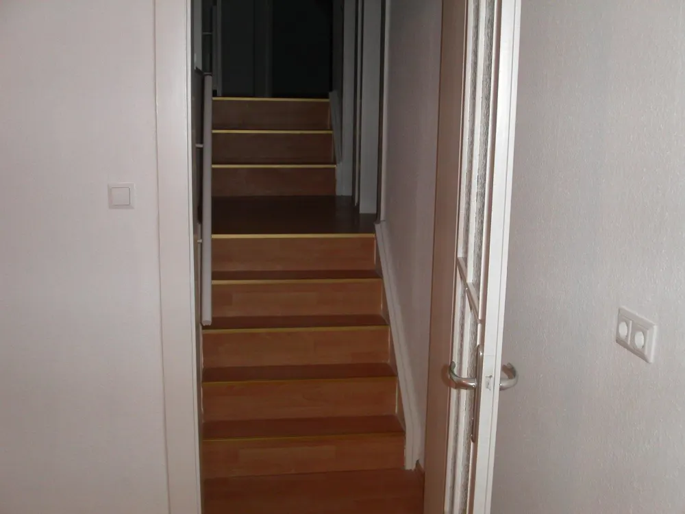 Frisch renovierte 4,5 Zimmer Wohnung in Hannover Vinnhorst