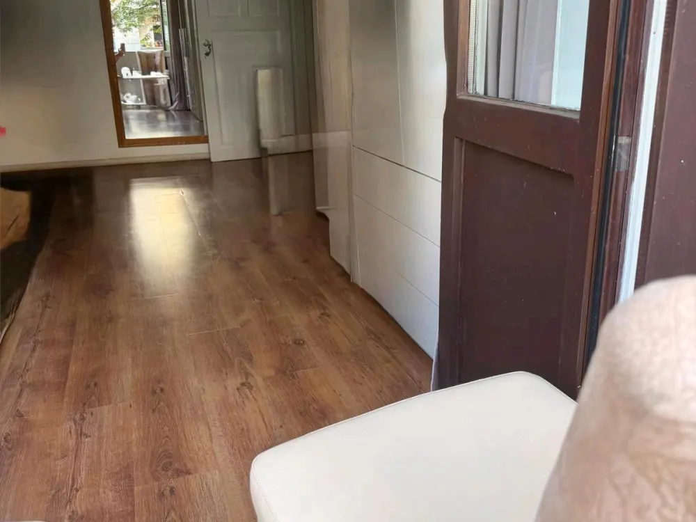 Großes Zimmer in zweier WG