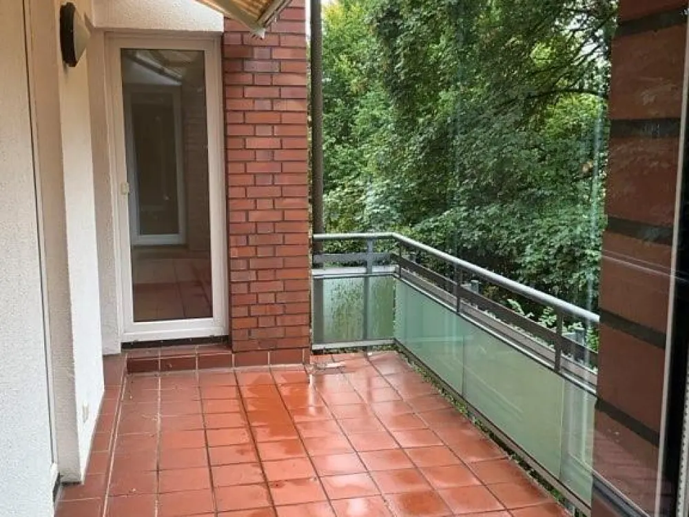 erster Monat mietfrei für Renovierungsarbeiten, 2 Zimmer an der Glienicker Spitze