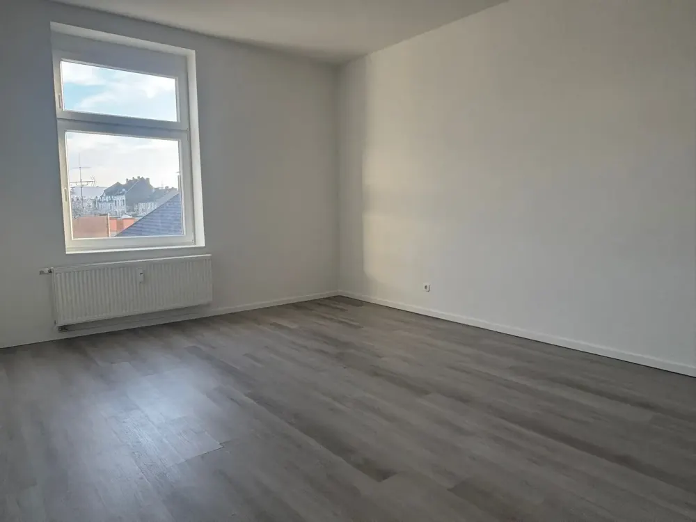 Charmante 3,5-Zimmer-Wohnung im sanierten Altbau mit Maisonette-Charakter (08)