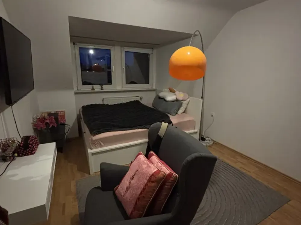 Zuhause mit 1,5 Zimmern in Düsseldorf Oberbilk