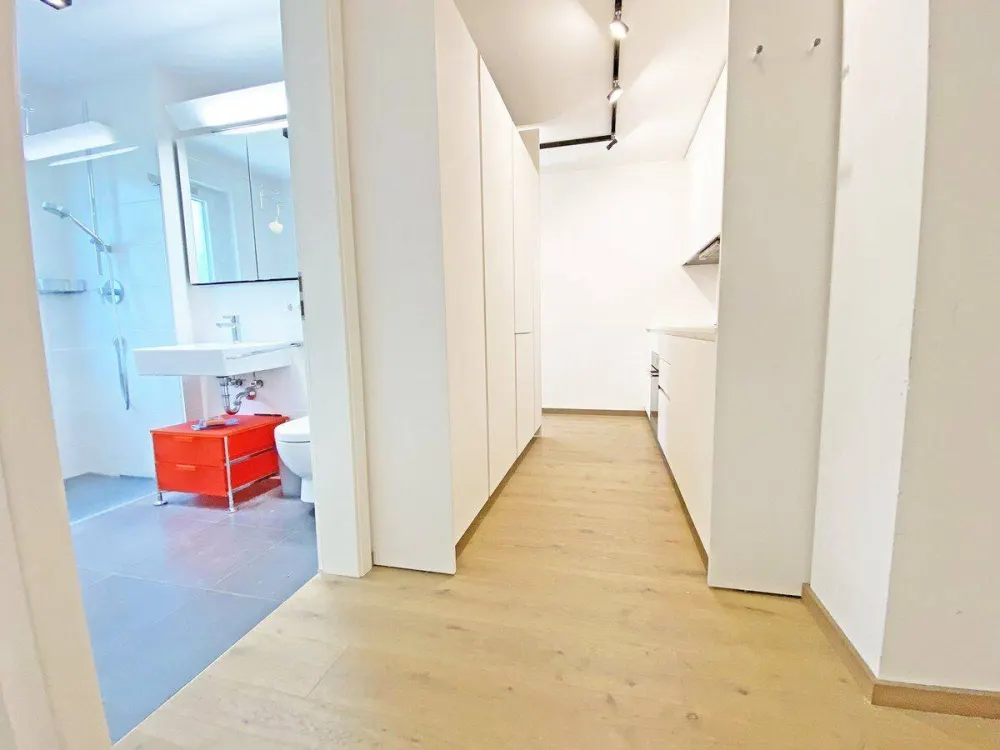Perfect for a two-person shared flat! Stylish garden apartment with extensive and high-quality furnishings