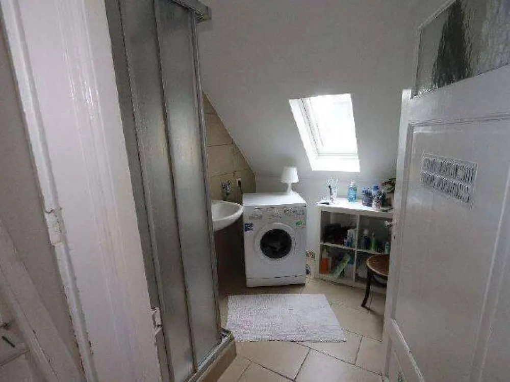 Einzelzimmer in einer gepflegten WG-Etage, ca. 33m²
