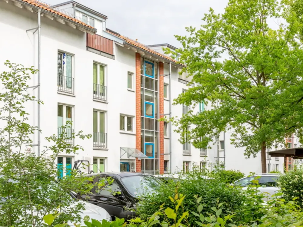 *WBS Schwerbehinderte/Rollstuhlfahrer*2-Zi-Wohnung mit Einbauküche und Mietergarten