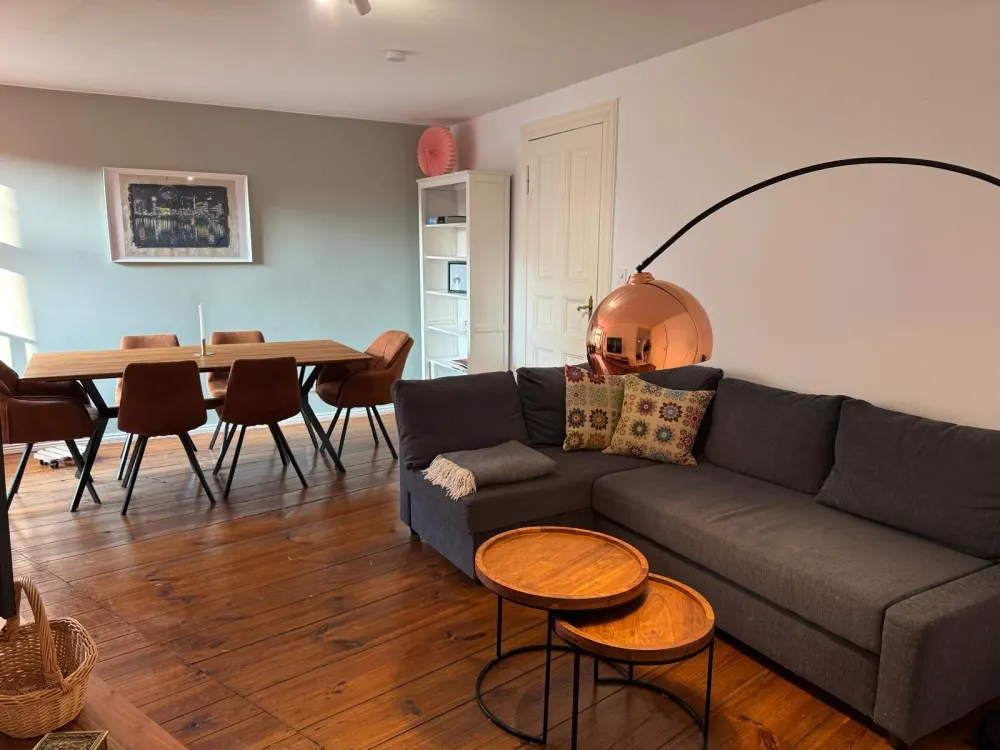 Fully Furnished 2-Room Suite (with shared Kitchen)