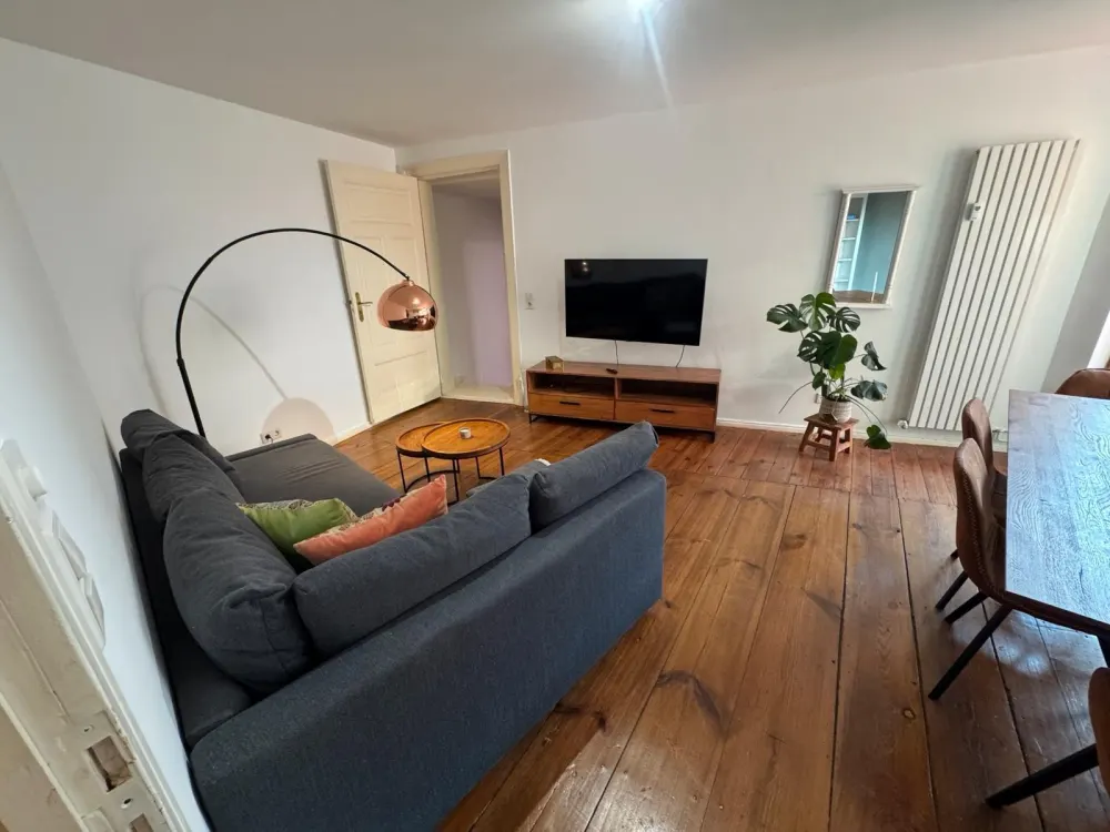 Fully Furnished 2-Room Suite (with shared Kitchen)