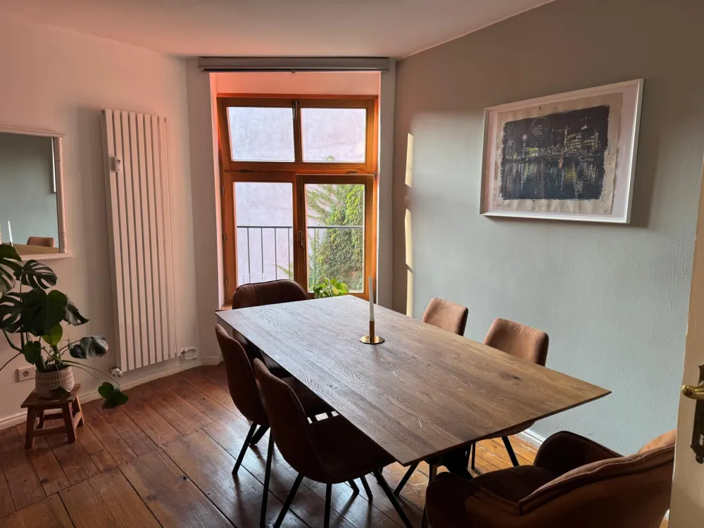 Fully Furnished 2-Room Suite (with shared Kitchen)