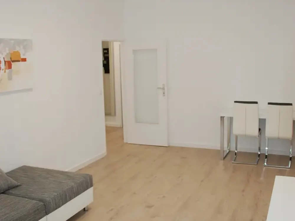 2 Zimmer Desigwohnung im Herzen von Berlin (Tiergarten)
