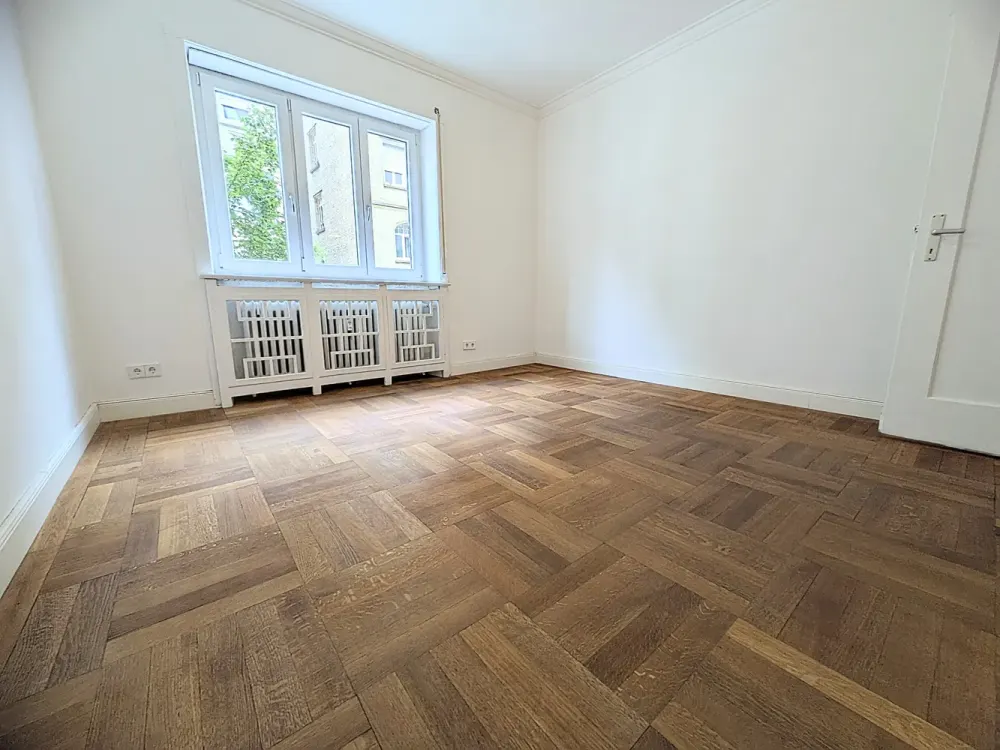 *Schöne 2-Zimmerwohnung mit Einbauküche in der Seyfferstraße im Stuttgarter Westen*