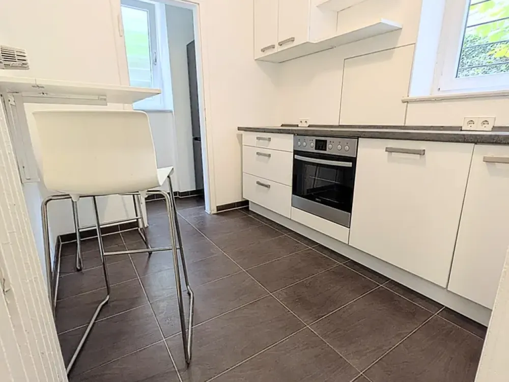 *Schöne 2-Zimmerwohnung mit Einbauküche in der Seyfferstraße im Stuttgarter Westen*
