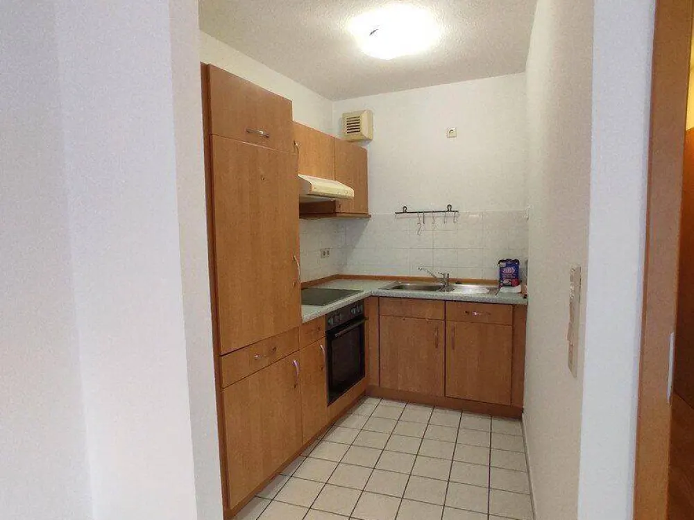 Barrier-free Living - Well-maintained 2-room Apartment with Fitted Kitchen and Balcony