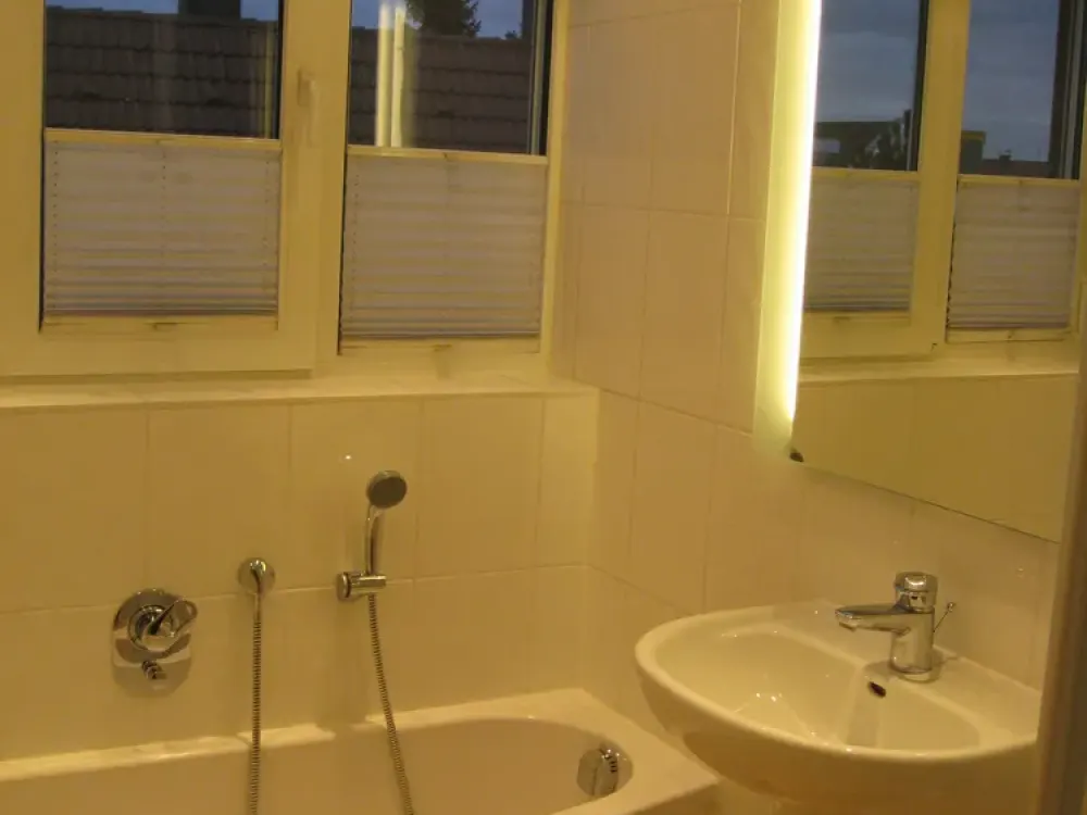 Lichtdurchflutete 3-Zimmer Dachgeschosswohnung mit Balkon in München-Trudering