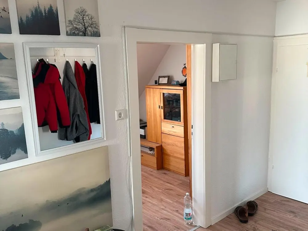 Moderne Dachgeschosswohnung in Seelze-Letter, sofort bezugsfrei!