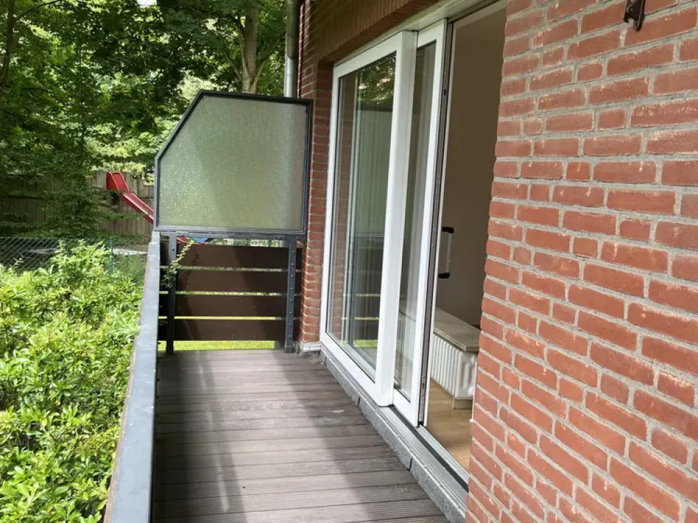 Großzügige 3-Zimmer Wohnung mit Balkon im Grünen von Rissen