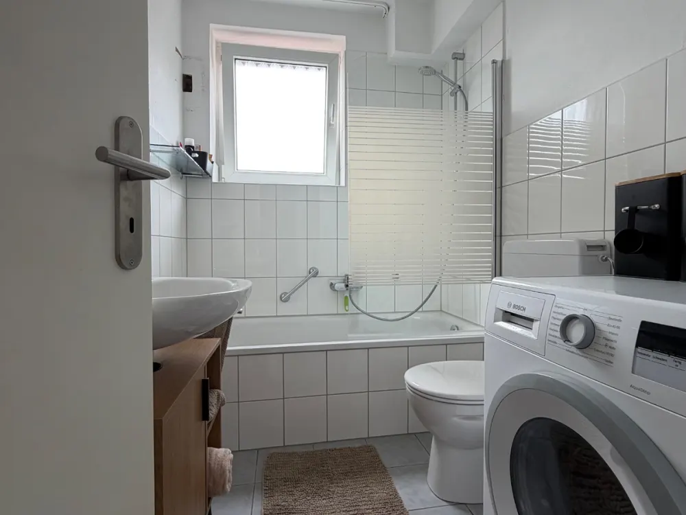 Gepflegte 3-Zimmer-Wohnung mit Balkon, ruhige Lage in Liblar