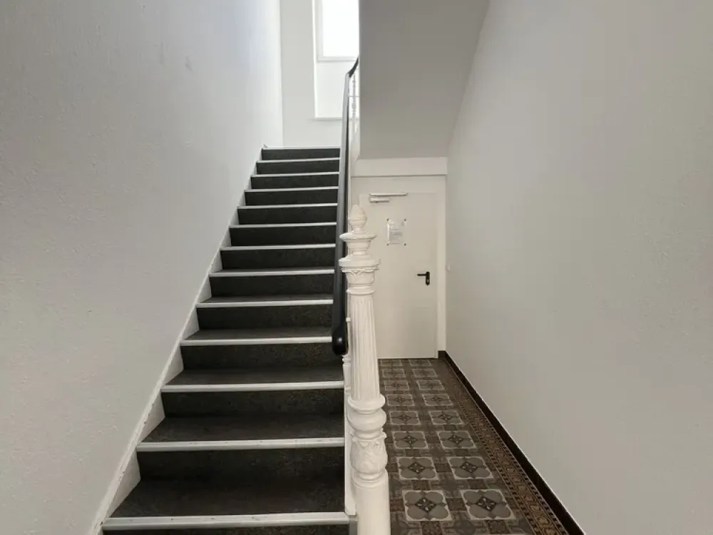 TOP- zentrale 2 Zimmer mit Balkon 01.10.2026 neu zu vermieten!