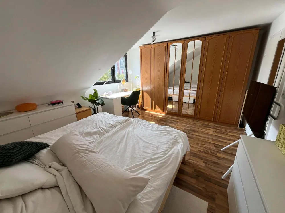 Schöne 2 ZKB DG-Wohnung in Wadgassen zu vermieten