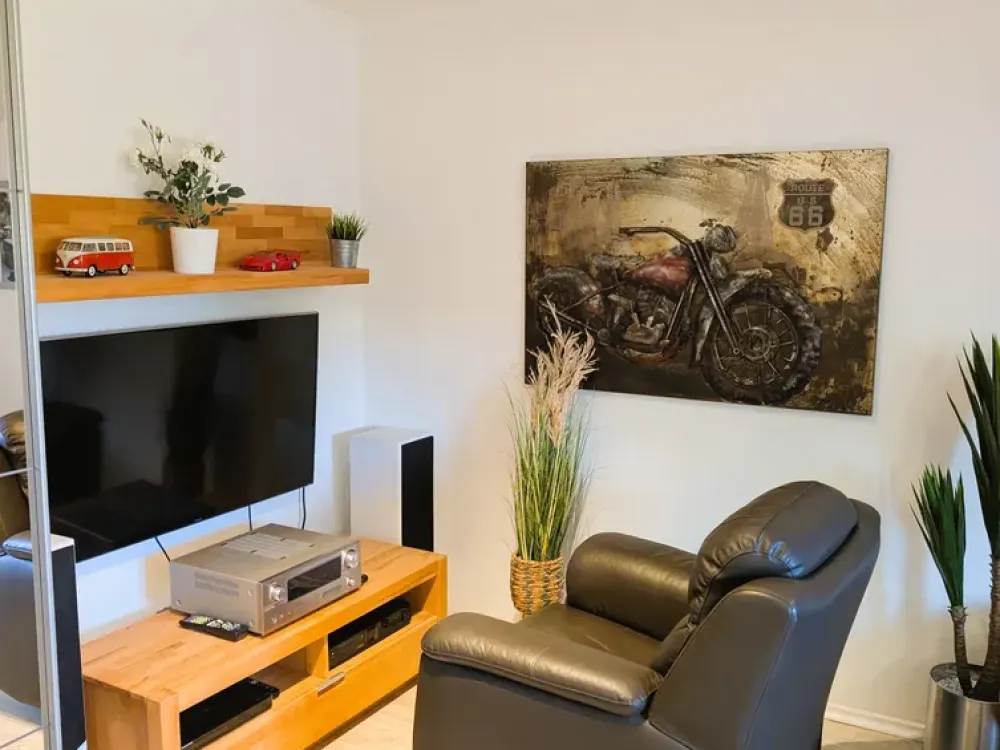 🏡 Voll möbliertes All-in-Apartment nahe Siemens Campus Erlangen | 💻Separater Abstell-/Arbeitsraum