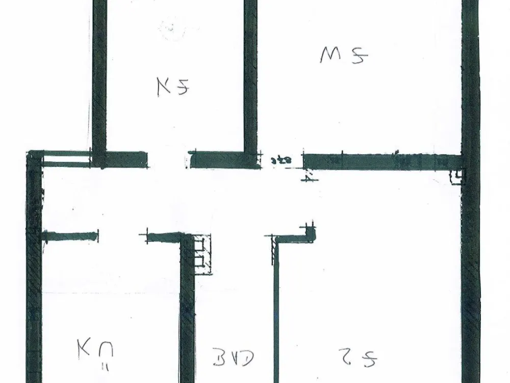 3 1/2 Zimmer Mietwohnung (ohne Balkon!) im 1. OG im 5 FH