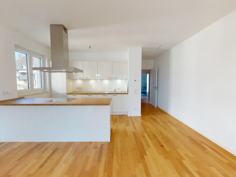 Platz für die ganze Familie! Helle 4-Zi-Whg mit 108m2 / gehobene Ausstattung mit Balkon_WE05