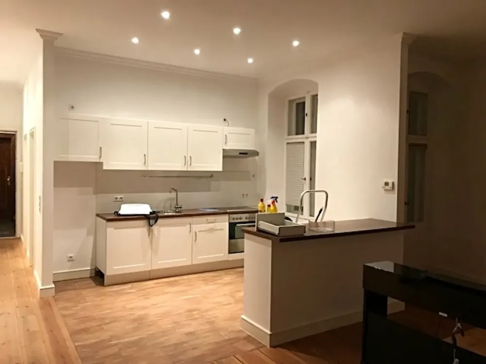 1-Zimmer Altbauwohnung nähe Ku´damm