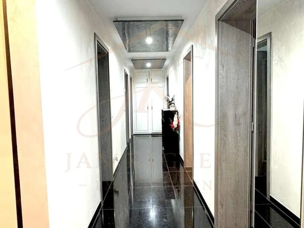 Außergewöhnliche 4-Zimmer-Wohnung mit exklusivem Wohnambiente