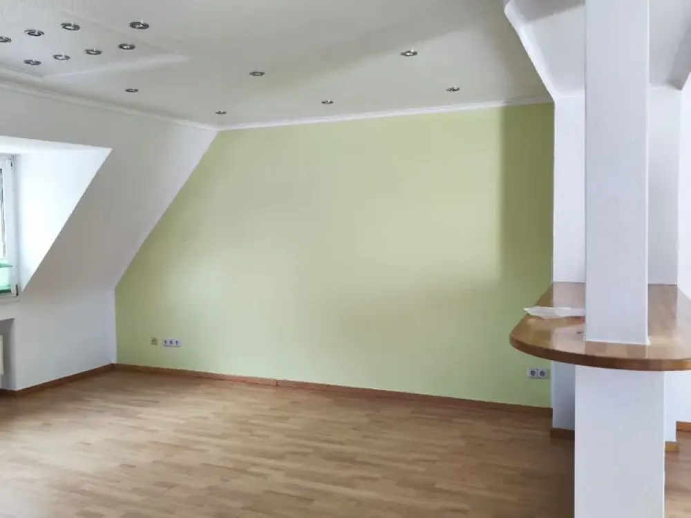 Lebendiges Wohnen in Köln: 3-Zimmer-Wohnung in Dellbrück