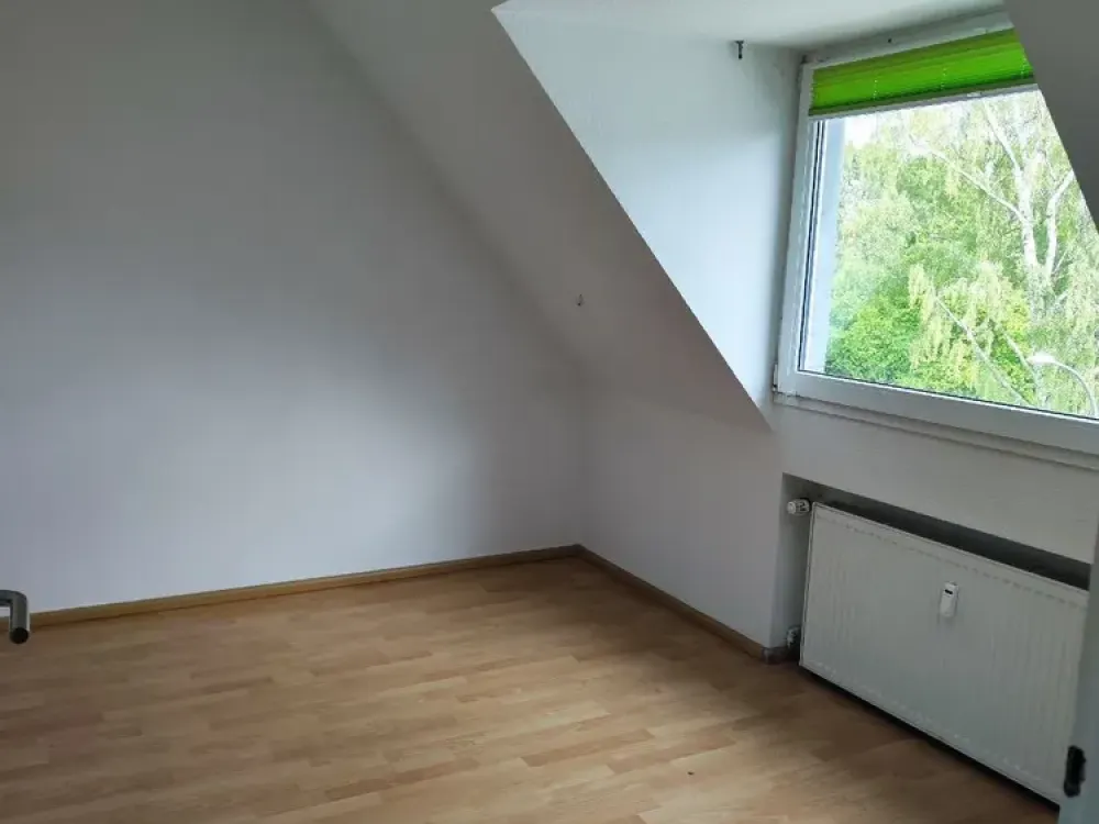 Lebendiges Wohnen in Köln: 3-Zimmer-Wohnung in Dellbrück