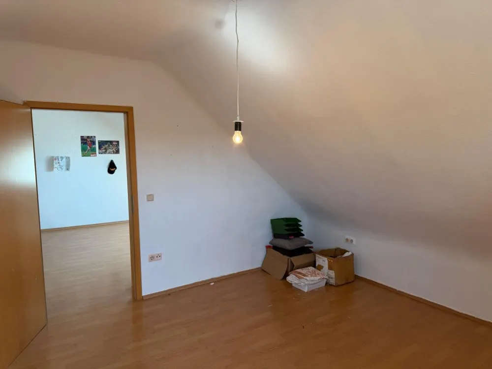 2 ZKB Dachgeschosswohnung in Merchweiler
