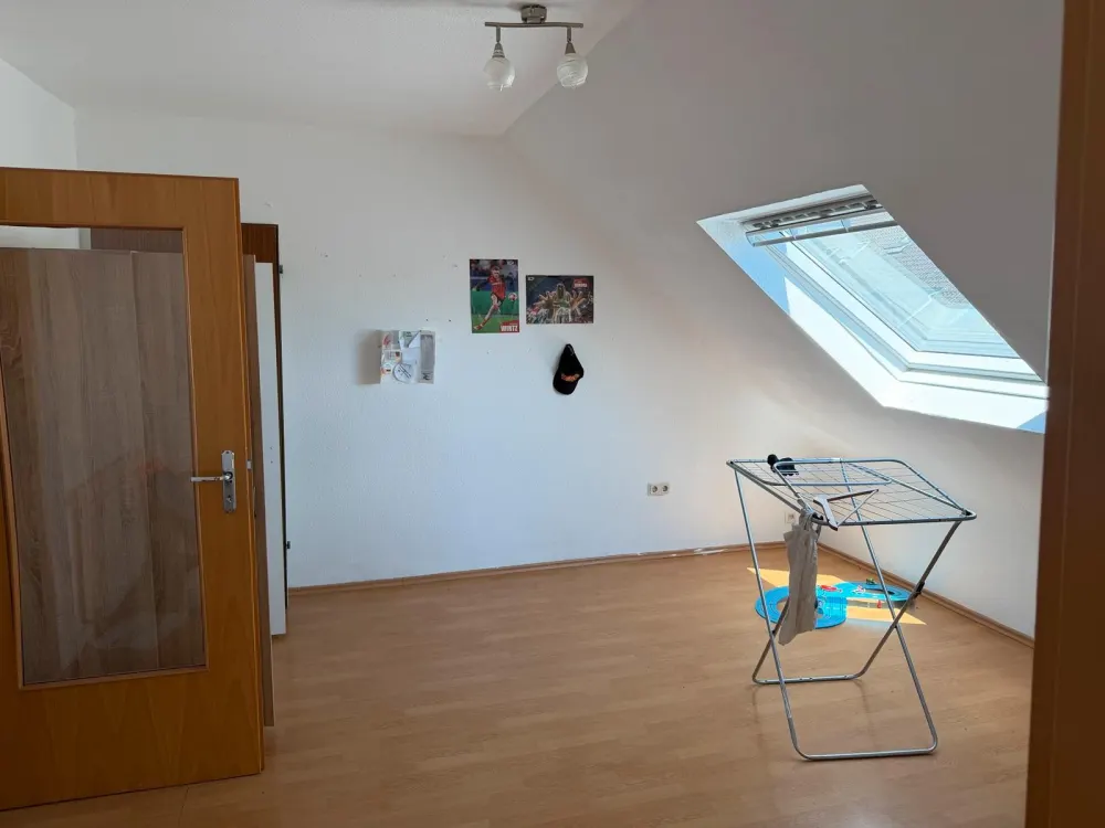 2 ZKB Dachgeschosswohnung in Merchweiler