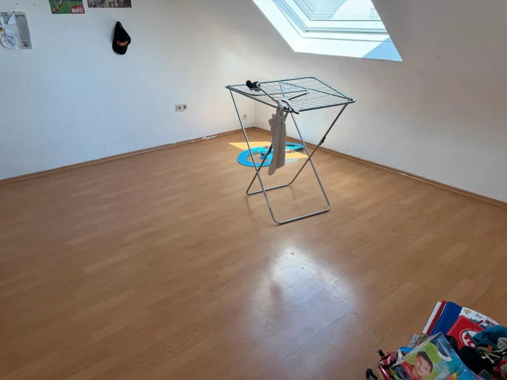 2 ZKB Dachgeschosswohnung in Merchweiler