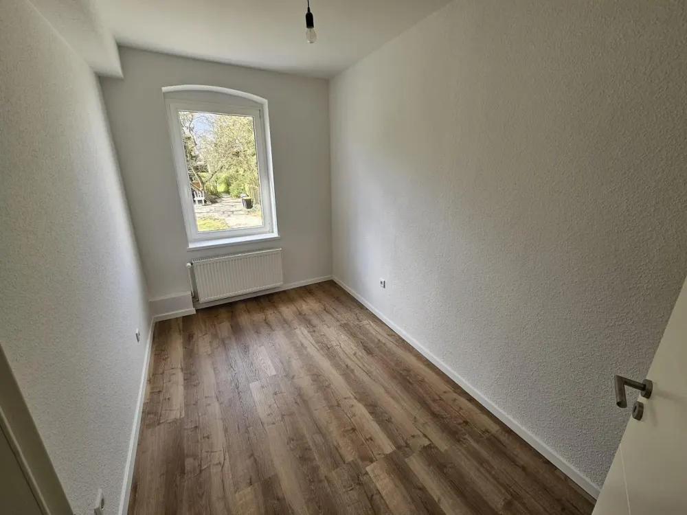 Stilvolle 2-Zimmer-Wohnung mit Regendusche, Badewanne & hochwertiger Ausstattung in Bernau