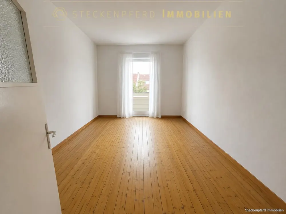 Stilvoll wohnen in der Südstadt, sanierte 3-Zi.-Altbauwohnung mit zwei Balkonen
