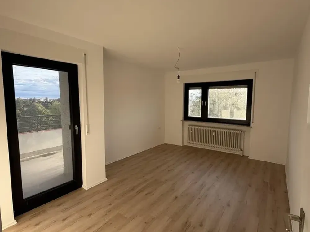 First Occupancy After Complete Renovation - Exclusive 3-Room Apartment with South-Facing Loggia
