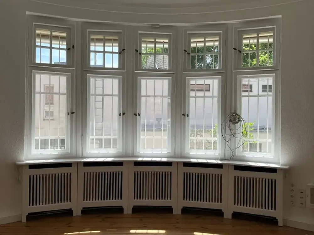 Stilvolle, geräumige 5-Zimmer-Wohnung mit Terasse in Berlin