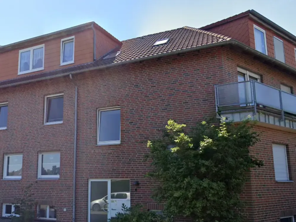 Sanierte 6-Zimmer Wohnung mit großer Terrasse in Osterwald