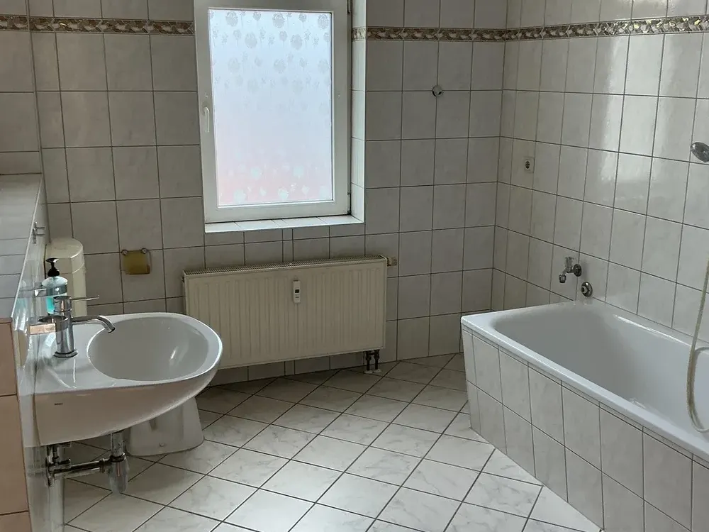 Stilvolle 2 Raum Wohnung Lichtdurchflutet / Zentrumsnah