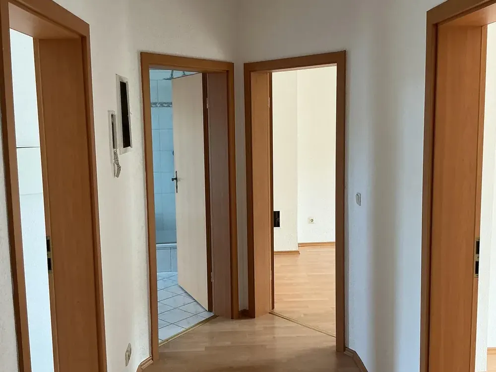 Stilvolle 2 Raum Wohnung Lichtdurchflutet / Zentrumsnah