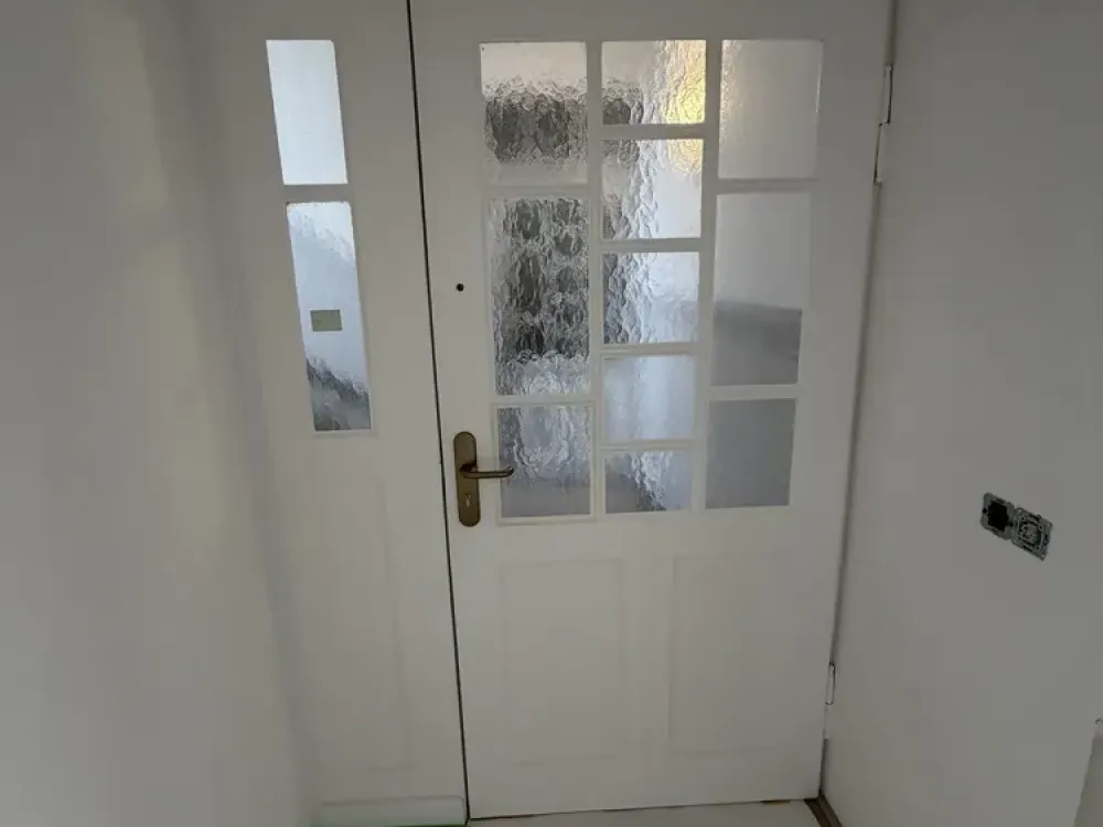 ERSTBEZUG: Helle, schöne sanierte 3-Zimmer-Wohnung im 1. OG (1. OG rechts B)