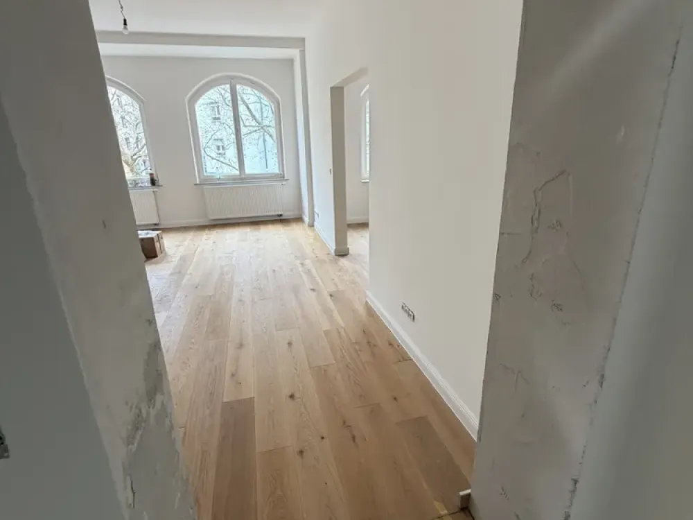 ERSTBEZUG: Helle, schöne sanierte 3-Zimmer-Wohnung im 1. OG (1. OG rechts B)
