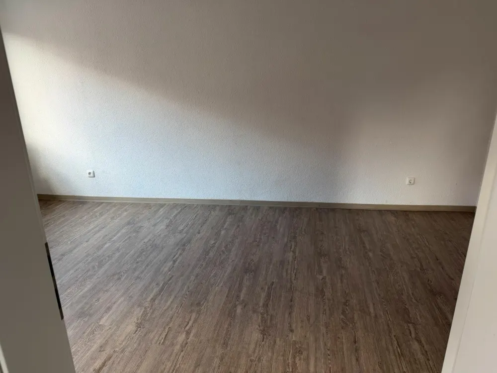 KERNSANIERT • 70 m² • STADTMITTE